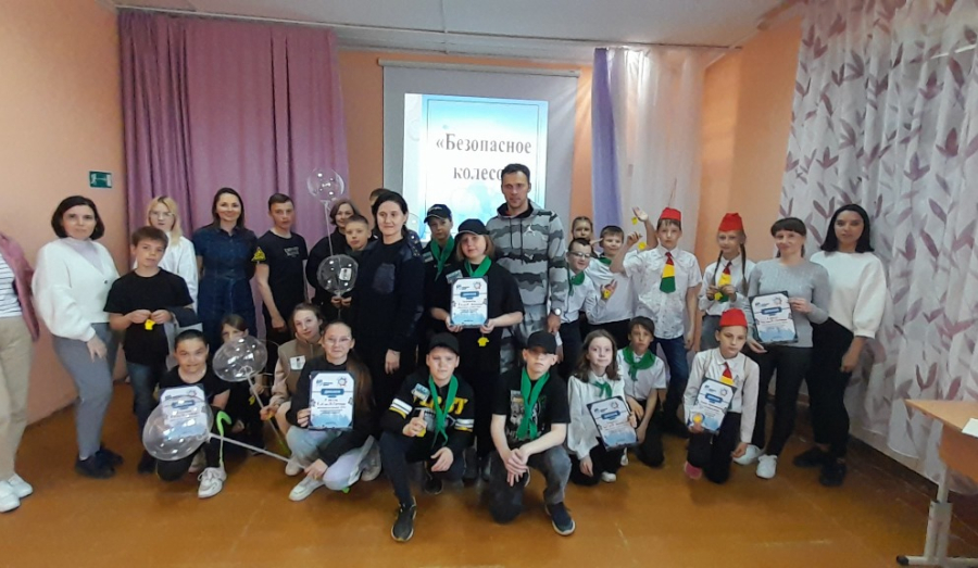 Юные инспекторы дорожного движения состязались в районном этапе конкурса «Безопасное колесо» в Кушве